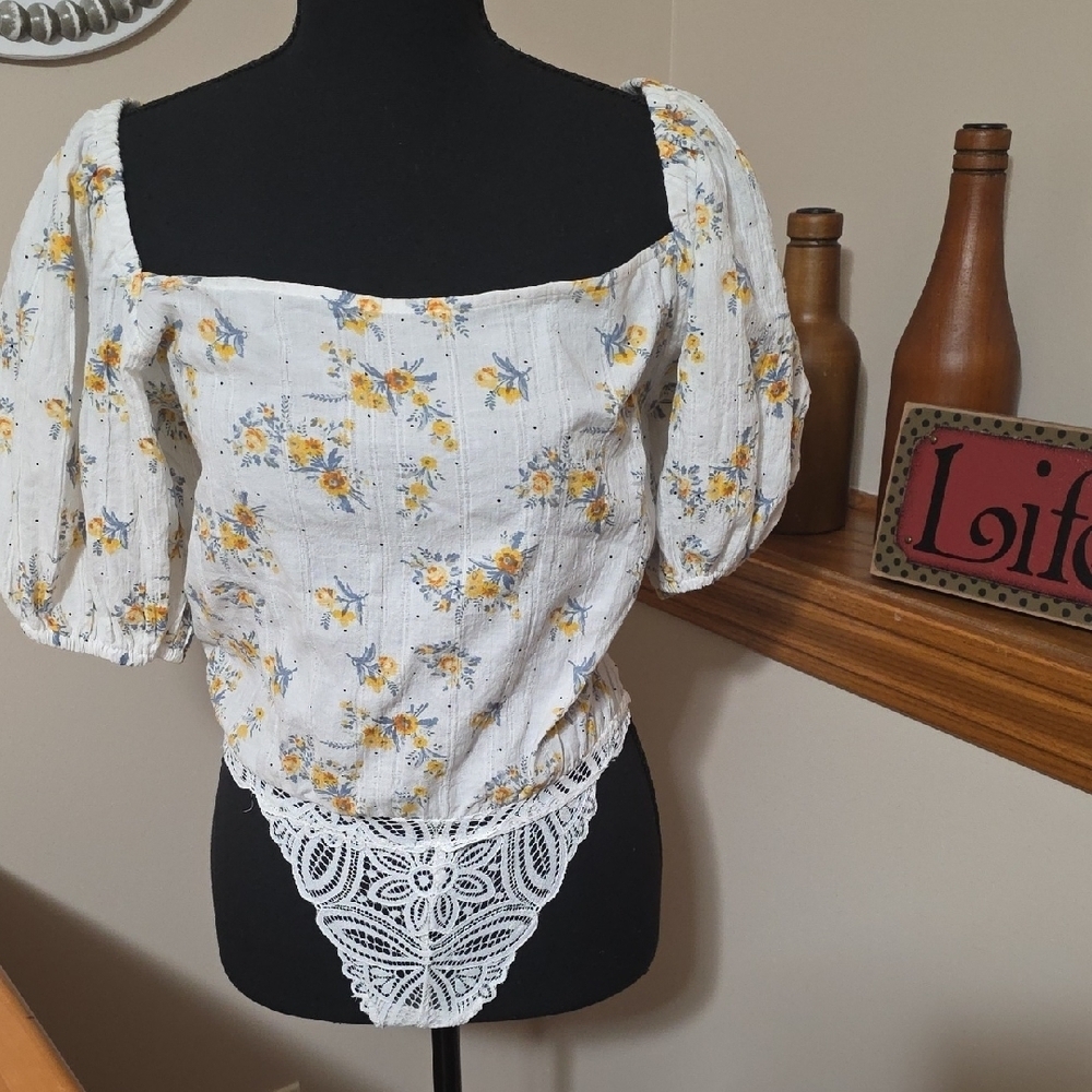 Free People White Floral Puff Sleeve Blouse